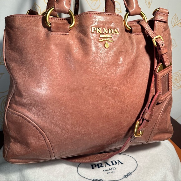 Prada Shiny Vitello Bag - Picture 3 of 16